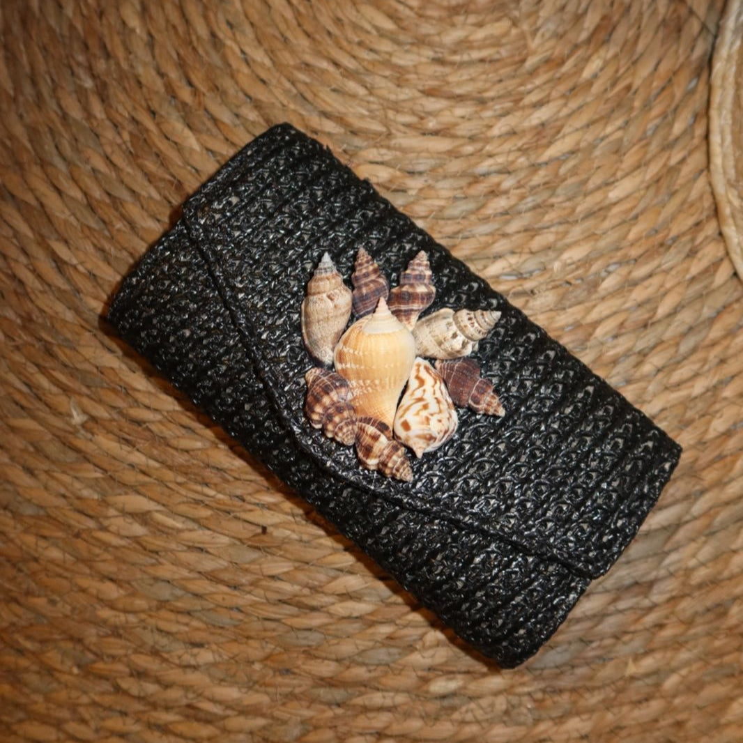 Clutch de Palha Negra Sete Mares